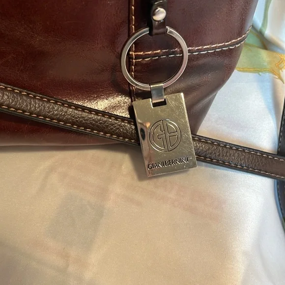 Giani Bernini Chocolate Brown Crossbody - Picture 8 of 8